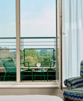 new/balconyroomspage.png