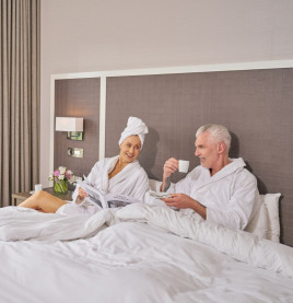 Couple in Signature King Room